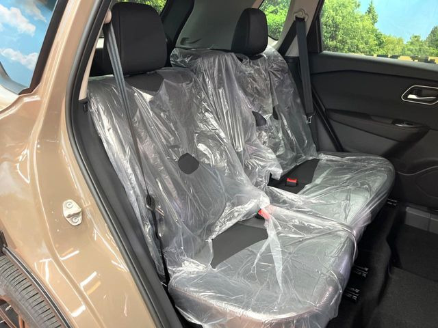 ���i���ȃI���W�i���t���A�}�b�g���I�v�V�����ɂĂ��p�ӂ��Ă���܂��B���D���ȃf�U�C����J���[�����Ԃɍ��킹�đI��ł����������Ƃ��ł��܂���