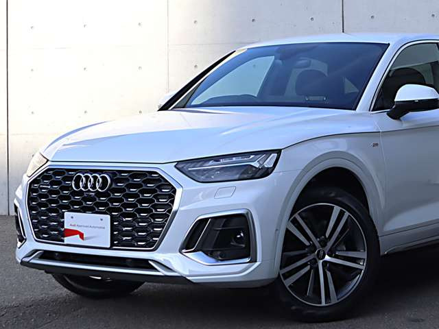 Q5スポーツバックSライン ダイナミック エディション ディーゼル 4WD
