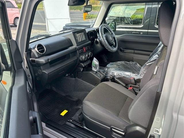 ジムニーシエラ1.5 JC 4WD