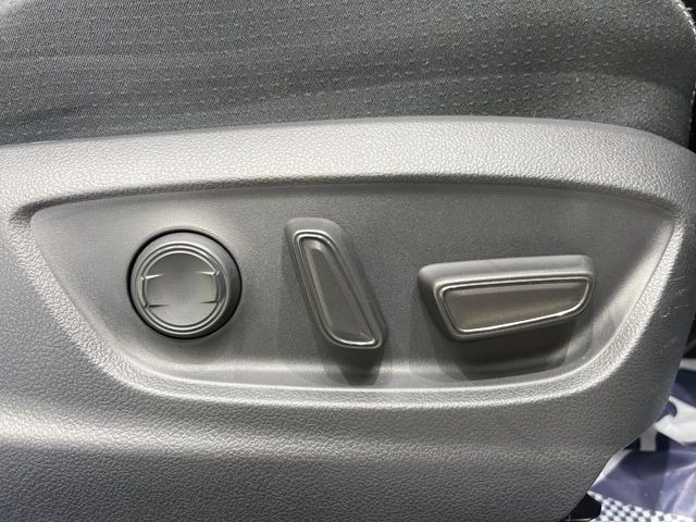 �y�p���[�V�[�g�z�X�C�b�`��ŊȒP�ɃV�[�g�̔��������\!�d��������͂�����܂���!���K�ȃV�[�g�|�W�V�����ɃZ�b�g���āA���K�ȃh���C�u�����y���݂��������B