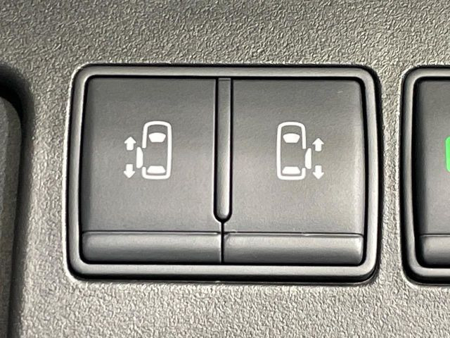 �y�����p���[�X���C�h�h�A�z�X�}�[�g�L�[��^�]�Ȃ̃X�C�b�`�Ō�ȗ����X���C�h�h�A�̊J���\���d��������͂����ăh�A���J����K�v�������A�����Ȃ��q�l�ł��ȒP�ɊJ���߂ł����K�ł���