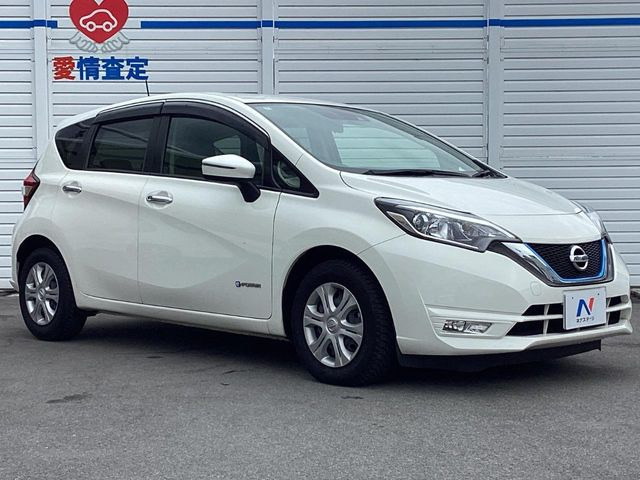 ��D�]�̃{�f�B�R�[�e�B���O�u�e�X�v���b�V���R�[�g�v�����[�Ԃ܂łɎ{�H�\�B�ʏ�̃K���X�R�[�g�ƈقȂ�A�ϋv�N��6�N�̖��@���K���X�R�[�e�B���O���A�{�f�B���L���C�ȏ�Ԃɕۂ��Ă���܂��B