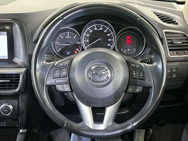 �y�����v�����X�e�A�����O�z�㎿�Ȋv���g�p���邱�ƂŁA��ɂ����������݂ƂĂ��^�]���₷���n���h���ł���