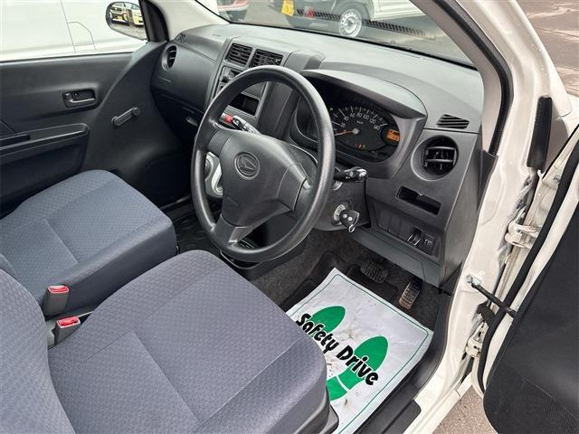 ���C�ɓ���̐������i���o�[�v���[�g��!�������܂��܂��N���܂���!����]�i���o�[�ɂ͒��I�ԍ���������܂��B(333�E555�E777�Ȃ�)���I�̏ꍇ�A����]�ɓY���Ȃ��ꍇ��������܂��B