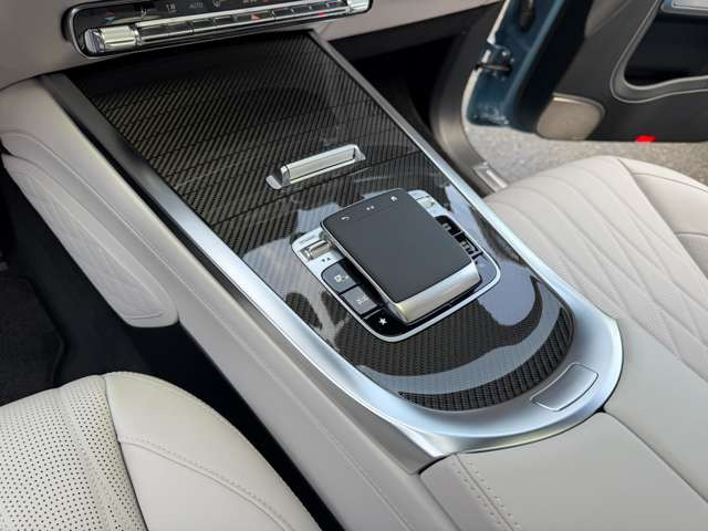 �^�b�`�p�b�h�E���C�����X�[�d�E����t���J�b�v�z���_�[�B