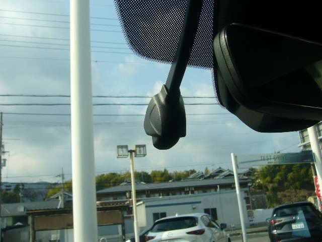 MAZDA3ファストバック2.0 20S Lパッケージ