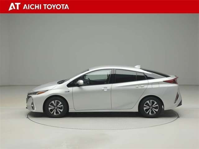 プリウスPHV1.8 A