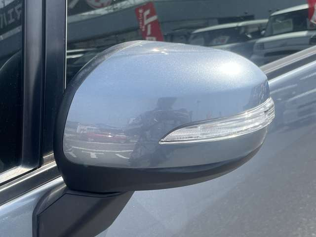 届出済未使用車とは初度届出された車輌で、使用または運行等に供されていない中古車です!