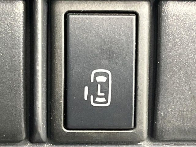 �y�p���[�X���C�h�h�A�z�X�}�[�g�L�[��^�]�Ȃ̃X�C�b�`�ŃX���C�h�h�A�̊J���\���d��������͂����ăh�A���J����K�v�������A���������q�l�ł��A�d���ו��������Ă��鎞�����N�ɊJ���߂ł��܂���