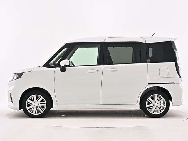 デリカD:21.2 ハイブリッド MZ 全方位カメラパッケージ 4WD