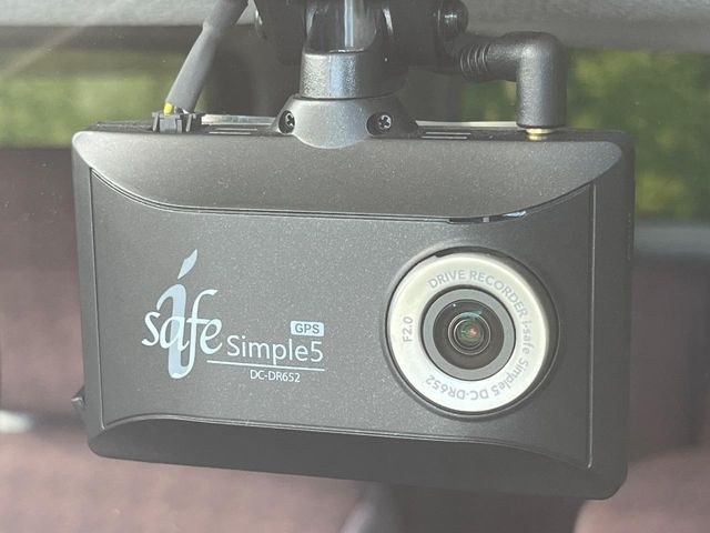 �y�h���C�u���R�[�_�[�z�h���C�u���R�[�_�[����!���s���͂������A������^�]�⎖�̂ɑ��������ہA�f���ŋL�^���A����̃��X�N�ɔ����܂��B���L�^�pSD�J�[�h�͂��q�l�����g�ł��������������K�v������܂��B