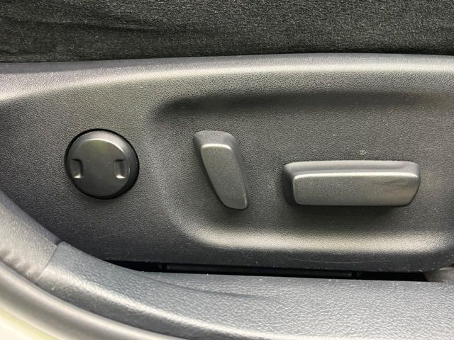 �y�p���[�V�[�g�z�X�C�b�`��ŊȒP�ɃV�[�g�̔��������\!�d��������͂�����܂���!���K�ȃV�[�g�|�W�V�����ɃZ�b�g���āA���K�ȃh���C�u�����y���݂��������B