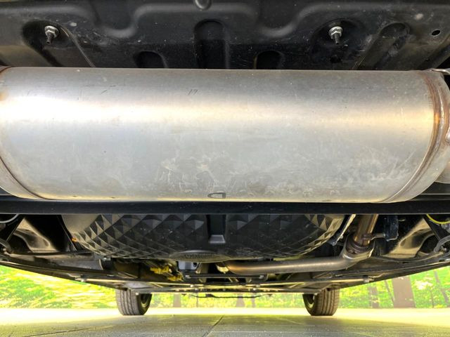 下回りがきれいなうちに、防錆加工の施工がオススメ。降雪地域はもちろん、沿岸部にお住いの方や、趣味でマリン・ウィンタースポーツをされる方にご好評いただいております。