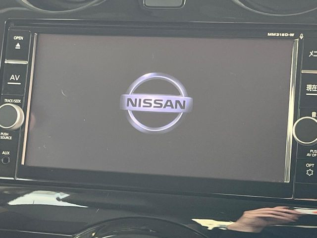 �y�����i�r�z�l�C�̏����i�r�𑕔��B�I�[�f�B�I�@�\���[�����Ă���ABluetooth�ڑ�����΂������̃X�}�z��MP3�v���C���[�̉��y���Đ��\!�����̉^�]������Ɋy�����Ȃ�܂�!!