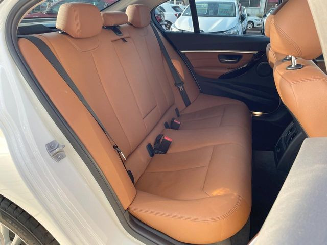 ���㕔���Ȃ��C�ɂȂ�悤�ȃL�Y�E�����ւ��蓙�A�傫�ȃ_���[�W�͂Ȃ��A�ǍD�ȏ�Ԃł��B