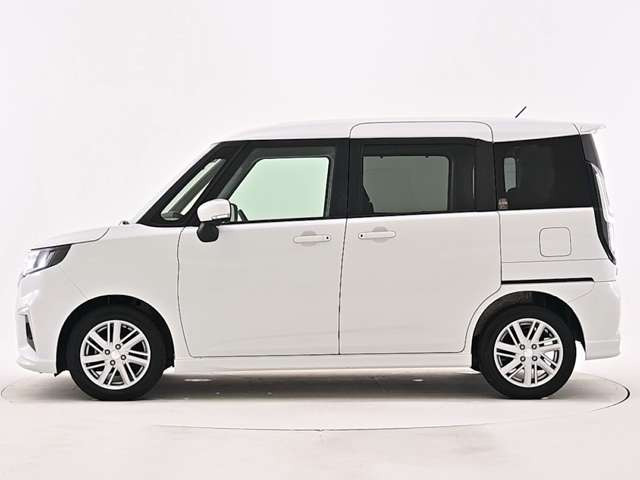 デリカD:21.2 ハイブリッド MZ 全方位カメラパッケージ 4WD