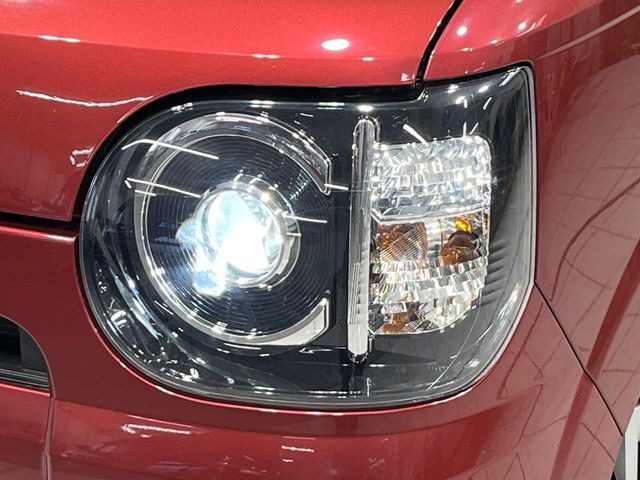 �yLED�w�b�h���C�g�z���V����ԑ��s�����ǍD�Ȏ��E���m�ۂ����S���ĉ^�]�ł��鍂�P�xLED�w�b�h���C�g�𑕔�!�_�����x�������A����d�͂��}�����Ă��܂��B