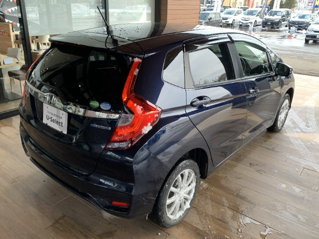 フィット1.5 ハイブリッド L ホンダセンシング 4WD