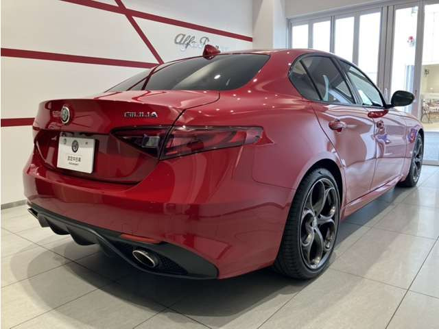 ジュリア2.0 ターボ ヴェローチェ