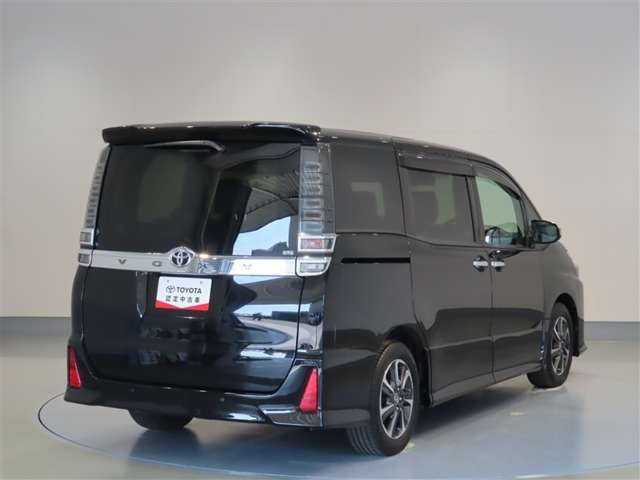 ヴォクシー2.0 ZS 煌III