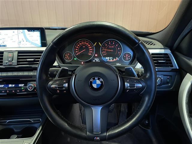 3シリーズセダン320i Mスポーツ