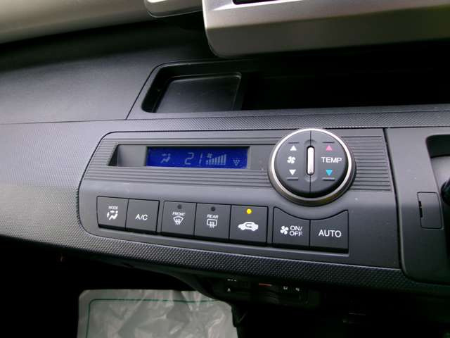 フリードスパイクハイブリッド1.5 ジャストセレクション