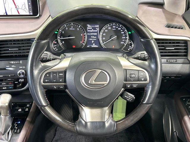 �y�����v�����X�e�A�����O�z�㎿�Ȋv���g�p���邱�ƂŁA��ɂ����������݂ƂĂ��^�]���₷���n���h���ł���