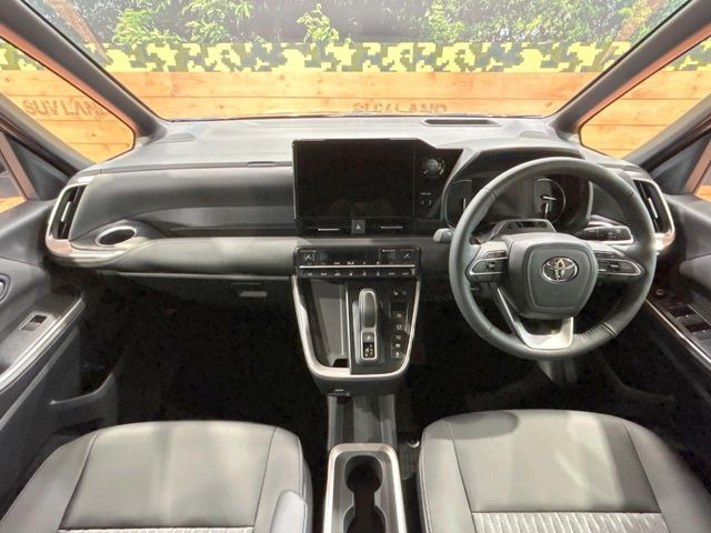 ノア1.8 ハイブリッド S-Z