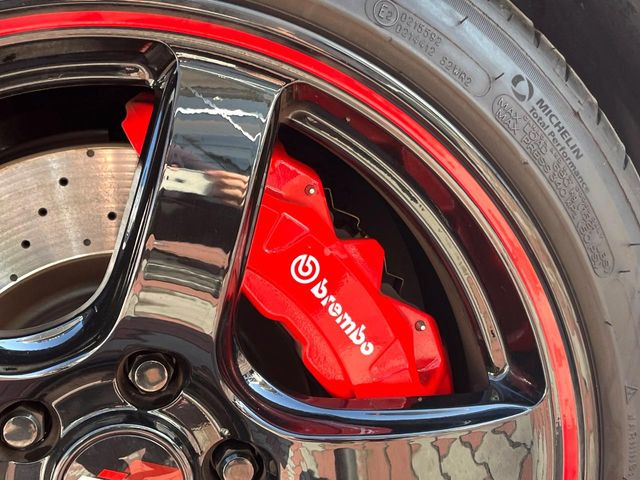 �y�u�����{���L�����p�[�z�n�C�p���[�ԗ��ɂ͋��͂ȃu���[�L���K�{!���E�̃X�[�p�[�J�[�ɂ��̗p�����C�^���A�̍������[�J�[�u�u�����{�v�𑕒�!�F�N�₩�ȃL�����p�[���X�|�[�e�B�Ȉ�ۂ��������Ă܂���