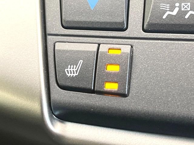 �y�V�[�g�q�[�^�[�z�������ɏd�󂷂�V�[�g�q�[�^�[!�G�A�R����葁�����܂��Ă����̂Ŋ�����̐l�����S�ł��ˁ�G�A�R���̉����͊������邩����A�Ƃ������ɂ����������߂ł��B