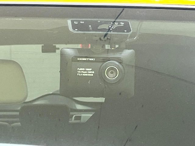 �y�h���C�u���R�[�_�[�z�h���C�u���R�[�_�[����!���s���͂������A������^�]�⎖�̂ɑ��������ہA�f���ŋL�^���A����̃��X�N�ɔ����܂��B���L�^�pSD�J�[�h�͂��q�l�����g�ł��������������K�v������܂��B