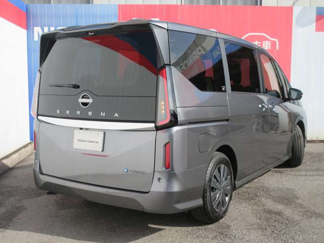 セレナ1.4 e-POWER XV