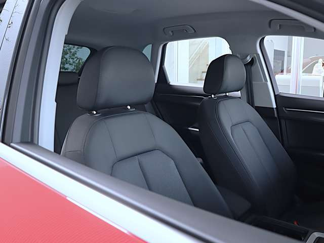 Q335 TFSI アドバンスド