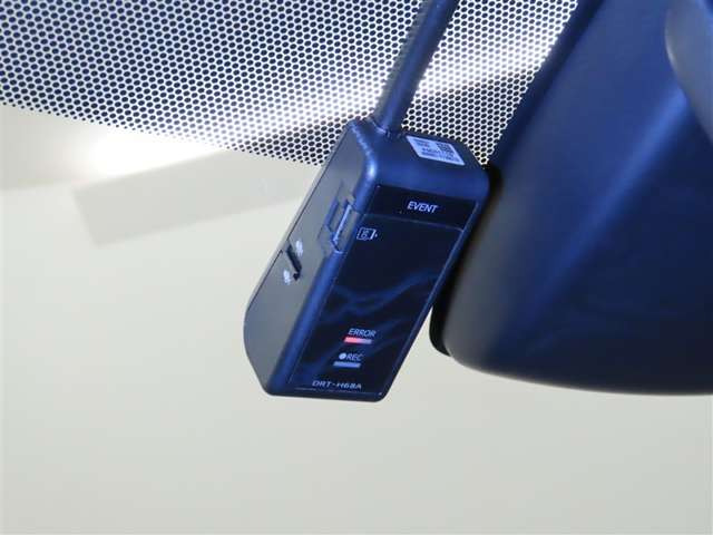 カローラツーリング1.8 ハイブリッド W×B