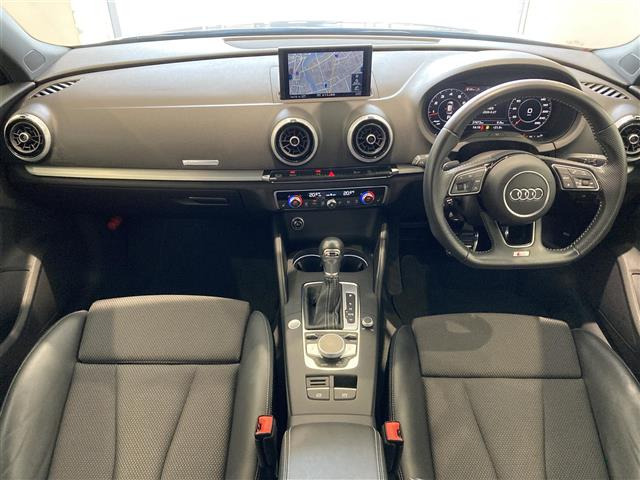 A3スポーツバックSライン ブラック スタイリング