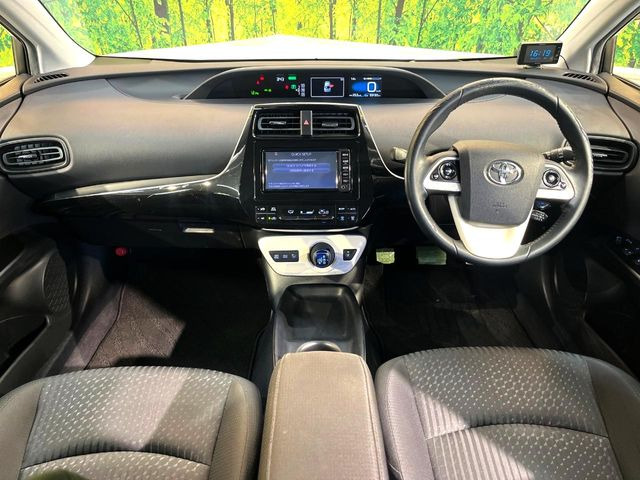 プリウス1.8 S セーフティ プラス