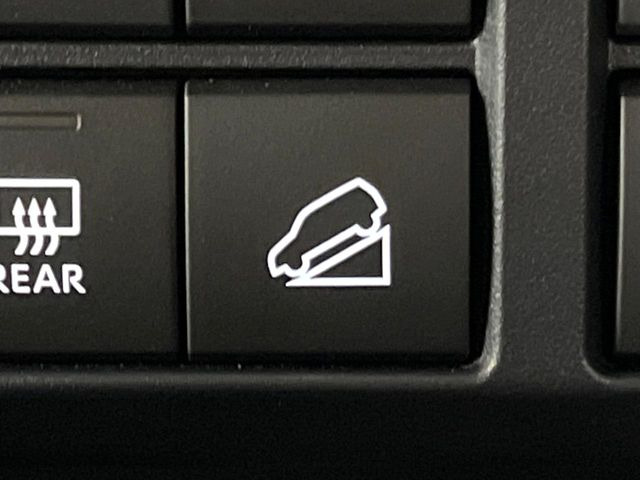 �y�_�E���q���A�V�X�g�z�}�ȍ⓹������Ƃ��Ɏ����Ńu���[�L�𐧌�A���̒ᑬ�x��ۂ��܂��B�ᓹ�∫�H�ȂǊ���₷���H�ʂ̉����ł��^�C�������b�N���Ȃ�������S!�n���h������ɏW���ł��܂�!