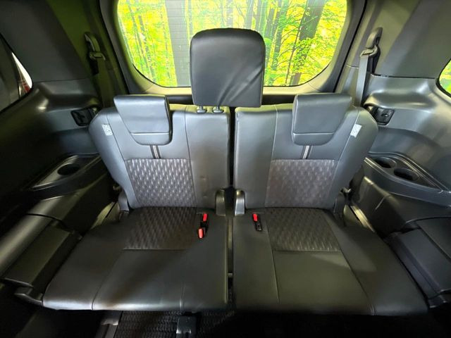 3��ڃV�[�g�͂�������ԗǍD����l�ł��������ƍ����Ē����܂��̂ŁA��l���ł̂��o���������N���N�ł��􂲉Ƒ��ŁA�C�̒m�ꂽ���ԂŁA�h���C�u�ɍs���̂��y���݂ł��ˁ�