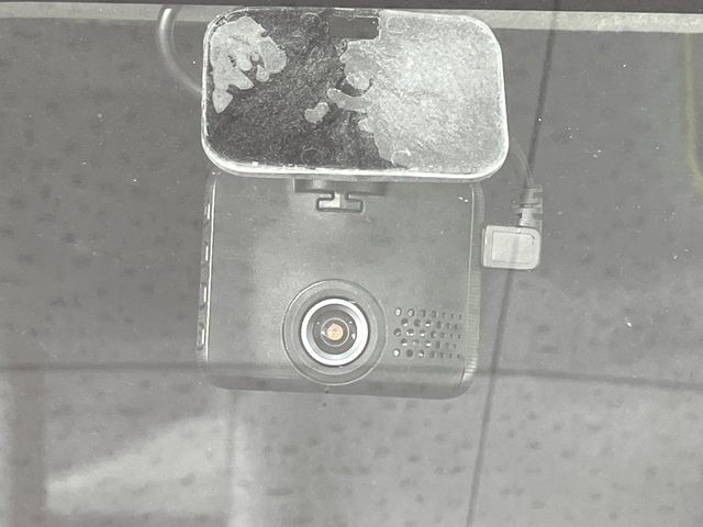 �y�h���C�u���R�[�_�[�z���S�E���S�ȃJ�[���C�t�ɕK�{�̃h���C�u���R�[�_�[�𑕔�!���s���͂������A������^�]�⎖�̂ɑ��������ۂ̏󋵂��f���ŋL�^���A����̃��X�N�ɔ����܂��B