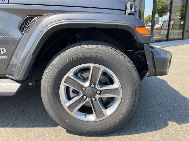 ラングラーアンリミテッド サハラ 4WD