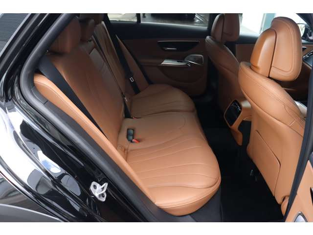 EクラスオールテレインE220d 4マチック (ISG)  4WD