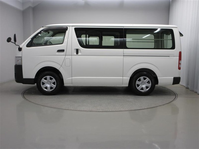 レジアスエース2.8 DX ロング ディーゼル 4WD