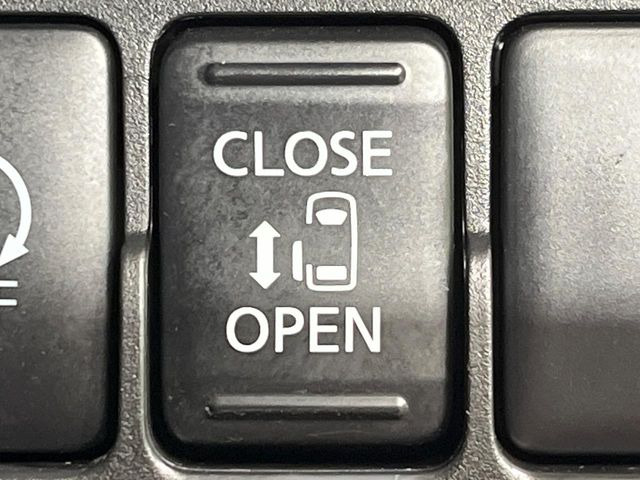 �y�p���[�X���C�h�h�A�z�X�}�[�g�L�[��^�]�Ȃ̃X�C�b�`�ŃX���C�h�h�A�̊J���\���d��������͂����ăh�A���J����K�v�������A���������q�l�ł��A�d���ו��������Ă��鎞�����N�ɊJ���߂ł��܂���