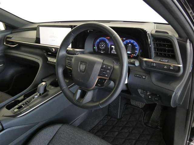 クラウンクロスオーバー2.5 G アドバンスト E-Four 4WD