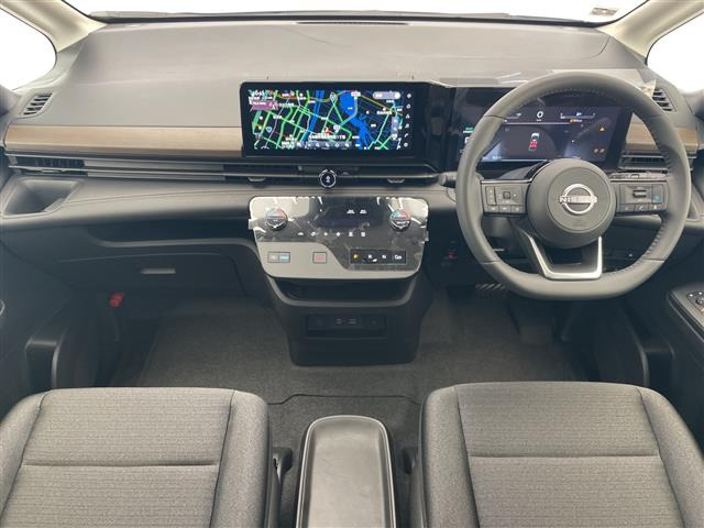 セレナ1.4 e-POWER ハイウェイスターV