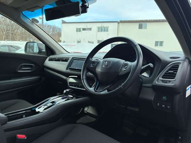 ヴェゼル1.5 ハイブリッド X 4WD