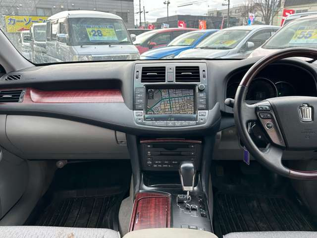 �i�r�������A�[���������y�E�f���������y���݂��������B