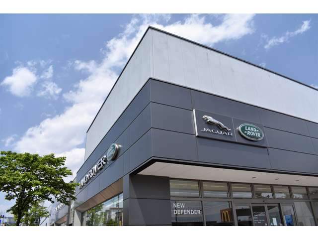 ディフェンダー110 X ダイナミック SE 2.0L P300 4WD