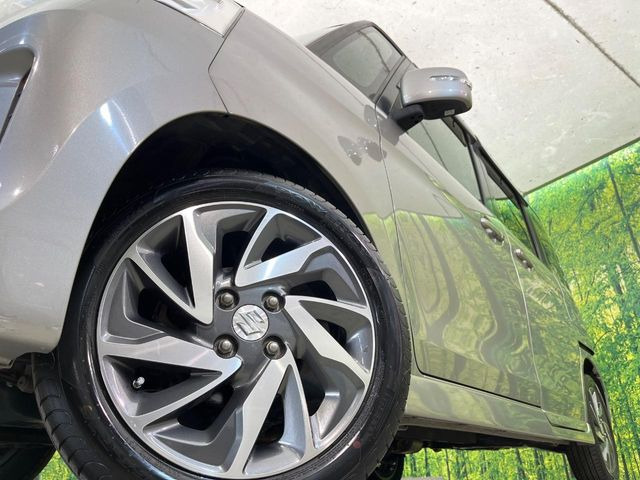 �y����15�C���`�A���~�z�C�[���z�O�ςɃ}�b�`���������A���~�z�C�[���𑕒����Ă���܂��B�e��ЊO�A���~�z�C�[����A�X�^�b�h���X�^�C�����戵�����Ă���܂��B���񂲑��k����������