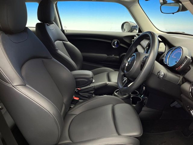 ���V�[�g�̎g�p��:�j��E�ւ�������Ȃ��A�����̒ʂ肫�ꂢ�ȏ�Ԃ��ێ����Ă���܂��B�܂��A�����N���[�j���O�E�R�[�e�B���O�����p�����������܂��B